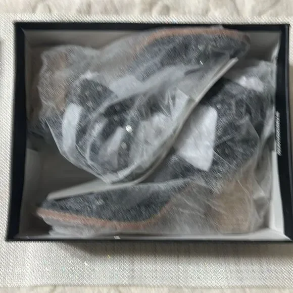 VICI 10 Celeste Black Metallic Studded Block Heel Strappy Multi Buckle Sandal - Picture 11 of 13